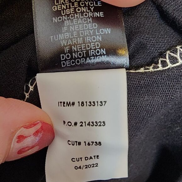 1X 14W 16W Torrid Black Ivory Rose Split Tee Varsity Flash Tattoo 90s Grunge Pun - Picture 5 of 6